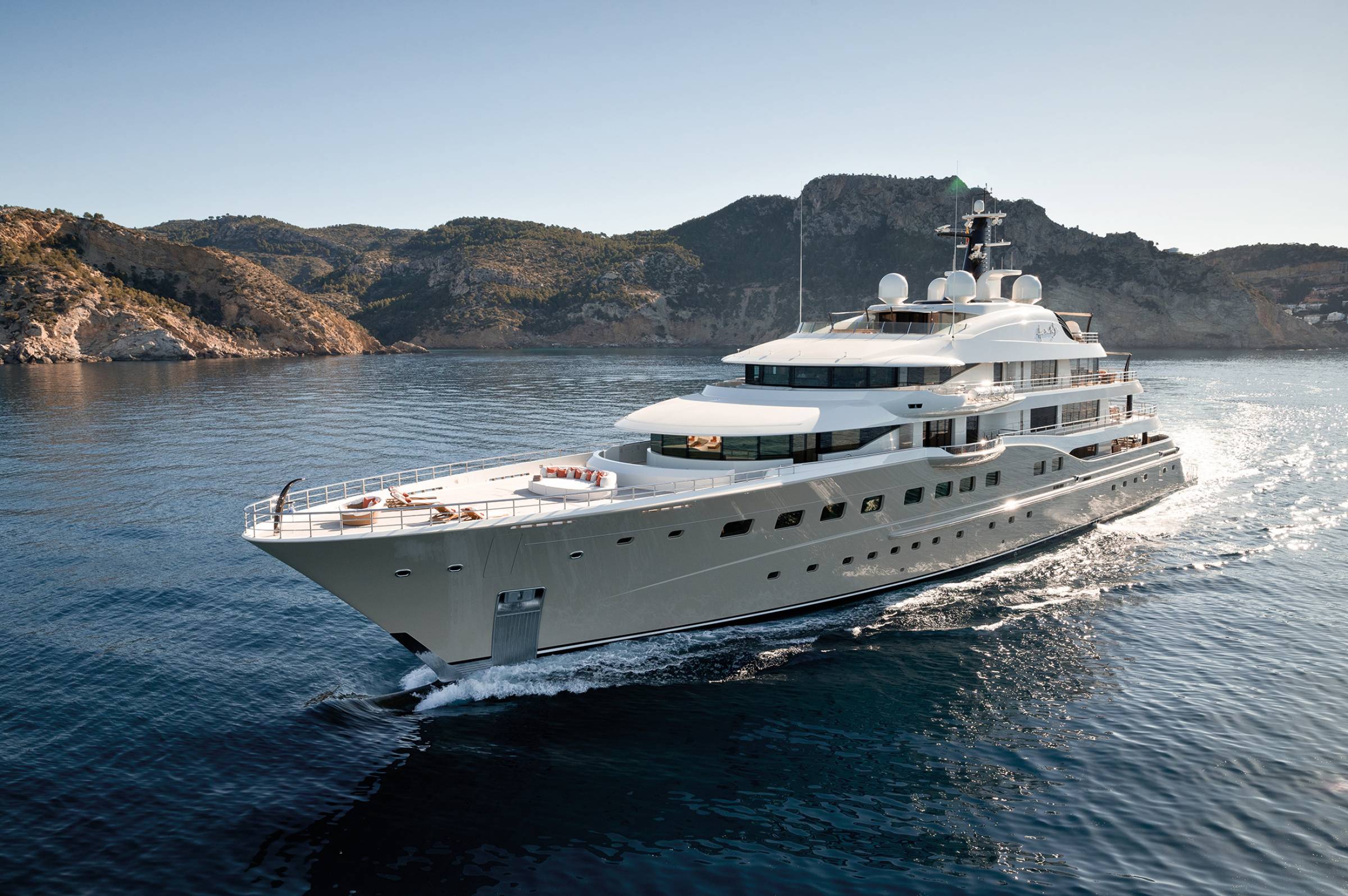 Yacht inspection in Galapagos